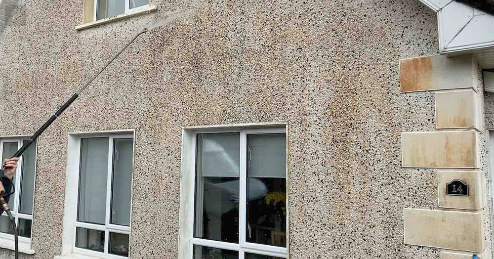pebble dash render letting water into walls